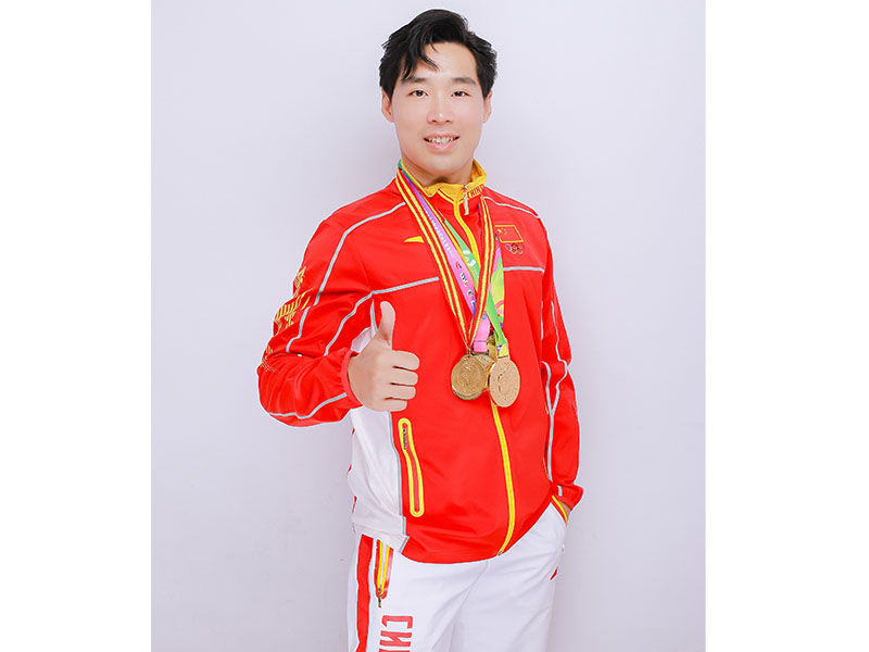 形象代言人-張雒